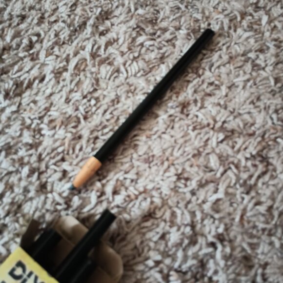 NEW 12-pack black china markers - Picture 2 of 3